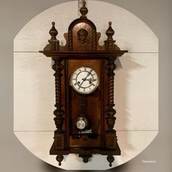ANTIQUE CHIMING WALL CLOCK
