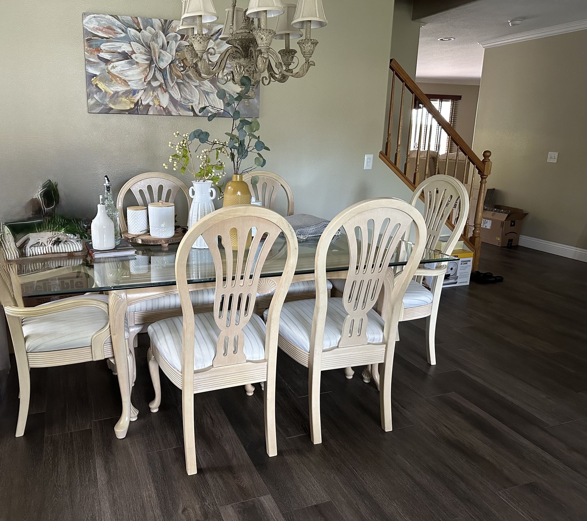 Dining Room Table W/ 6 Chairs