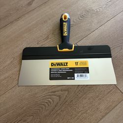 Dewalt 12” professional taping knife