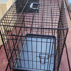 Small Dog Wire Crate/Kennel 