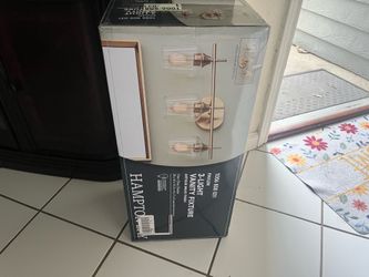 Vanity light