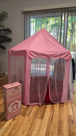 Mono Beach Princess Castle Play Tent