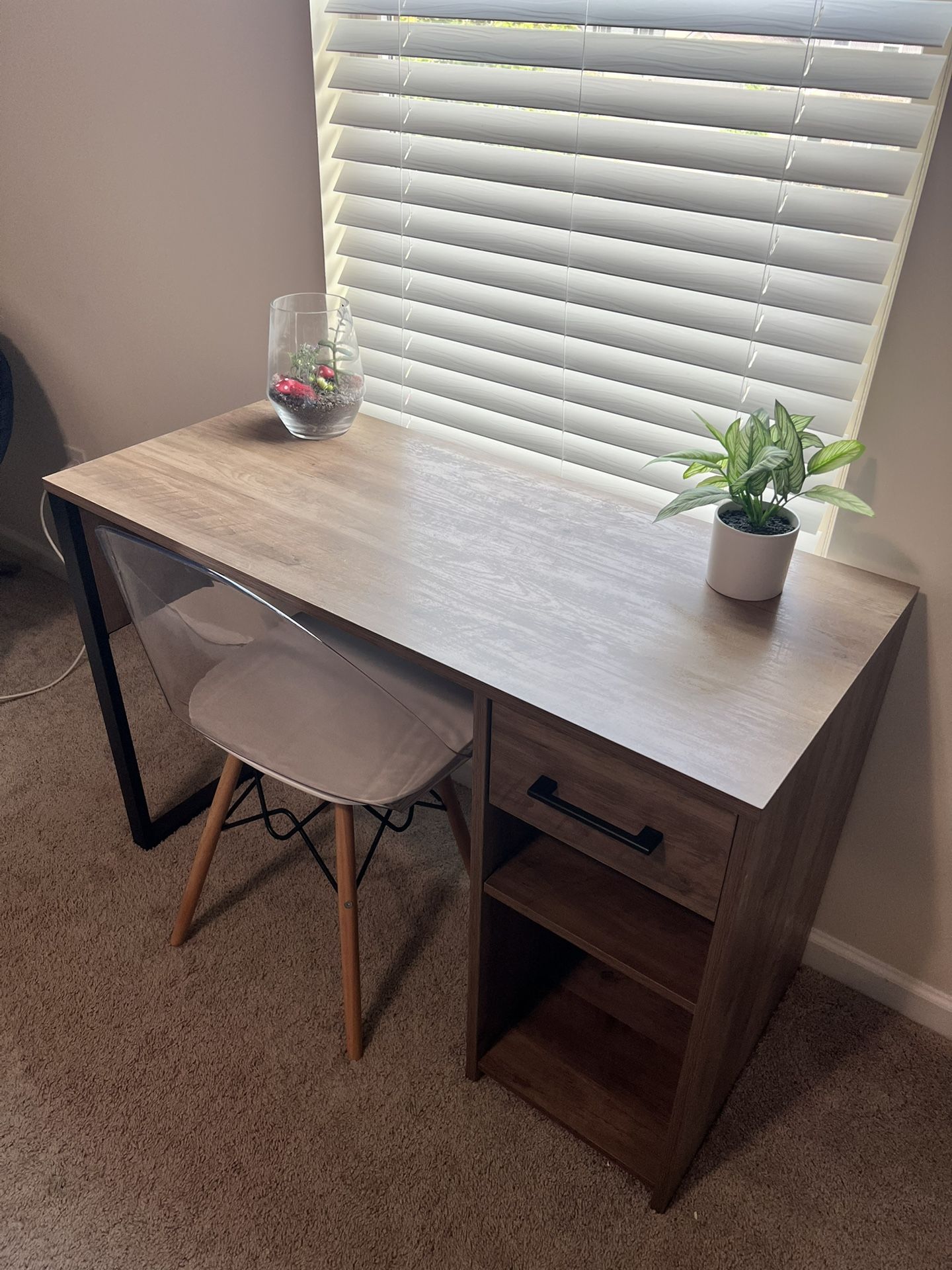 Modern Desk & Chair Set