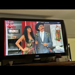 Vizio 42”