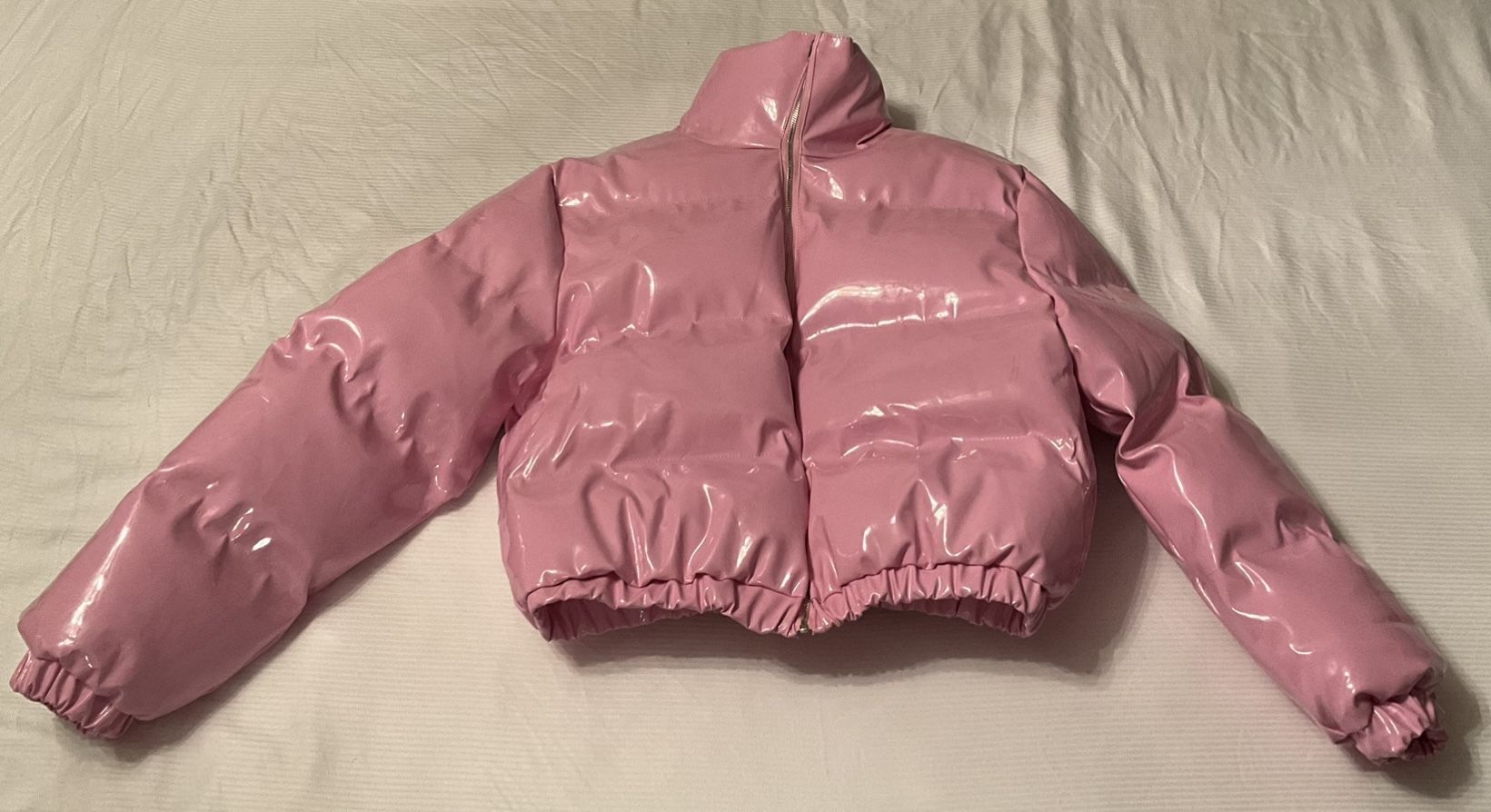 New Women’s 8 Pretty Little Thing Pink Vinyl Puffer Jacket