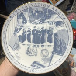 Vintage Classic Salvation Army "Christmas 2001" Commemorative Plate Art 8”