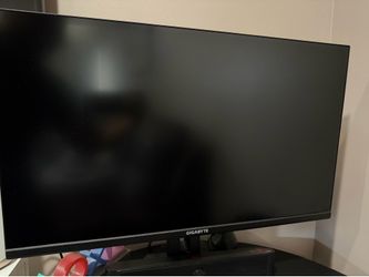 GIGABYTE M 32 inc Monitor