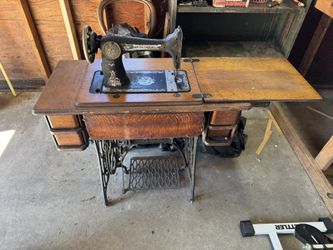 Antique Singer, Sewing Machine