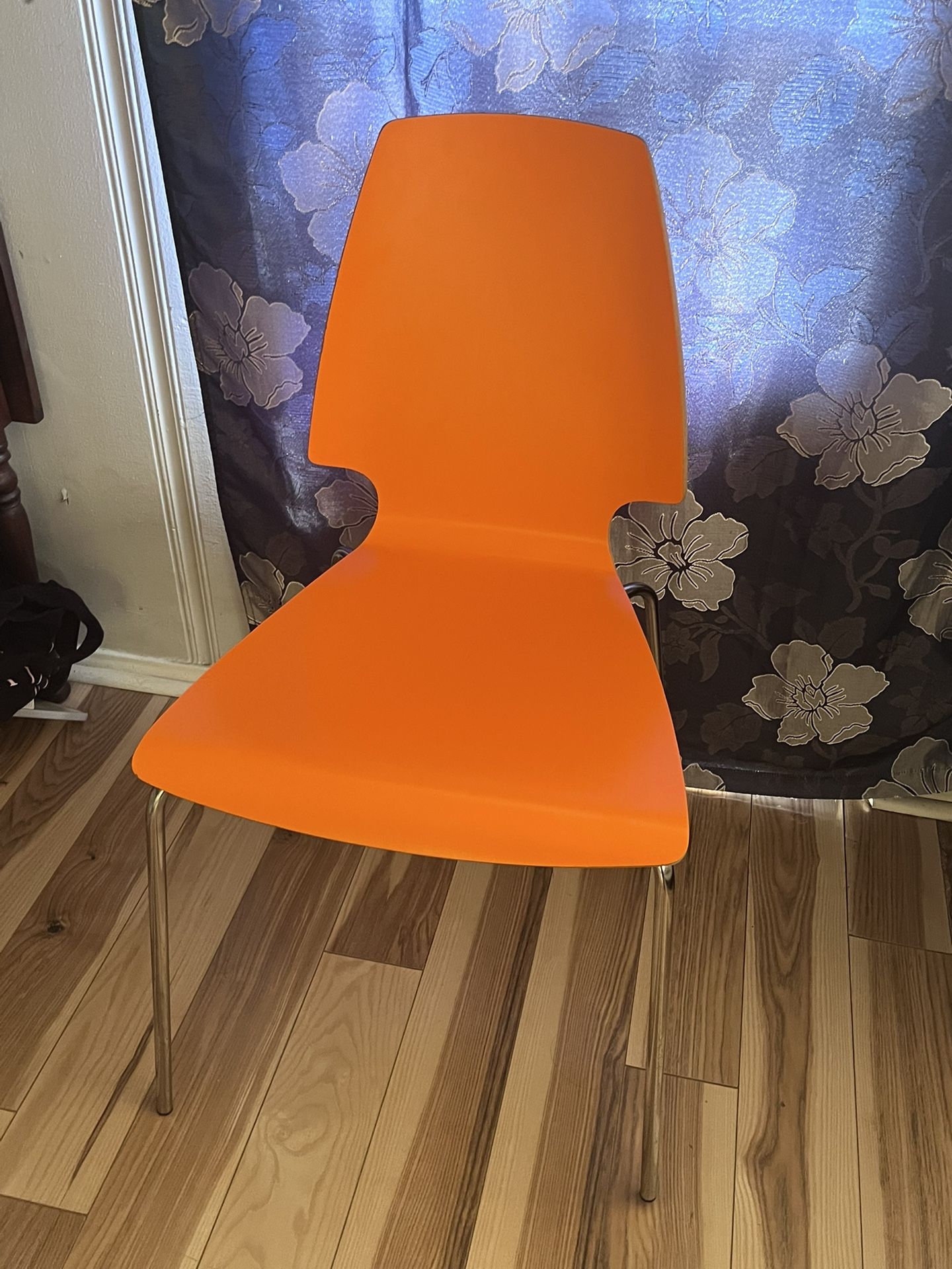 Orange Chair ^_^