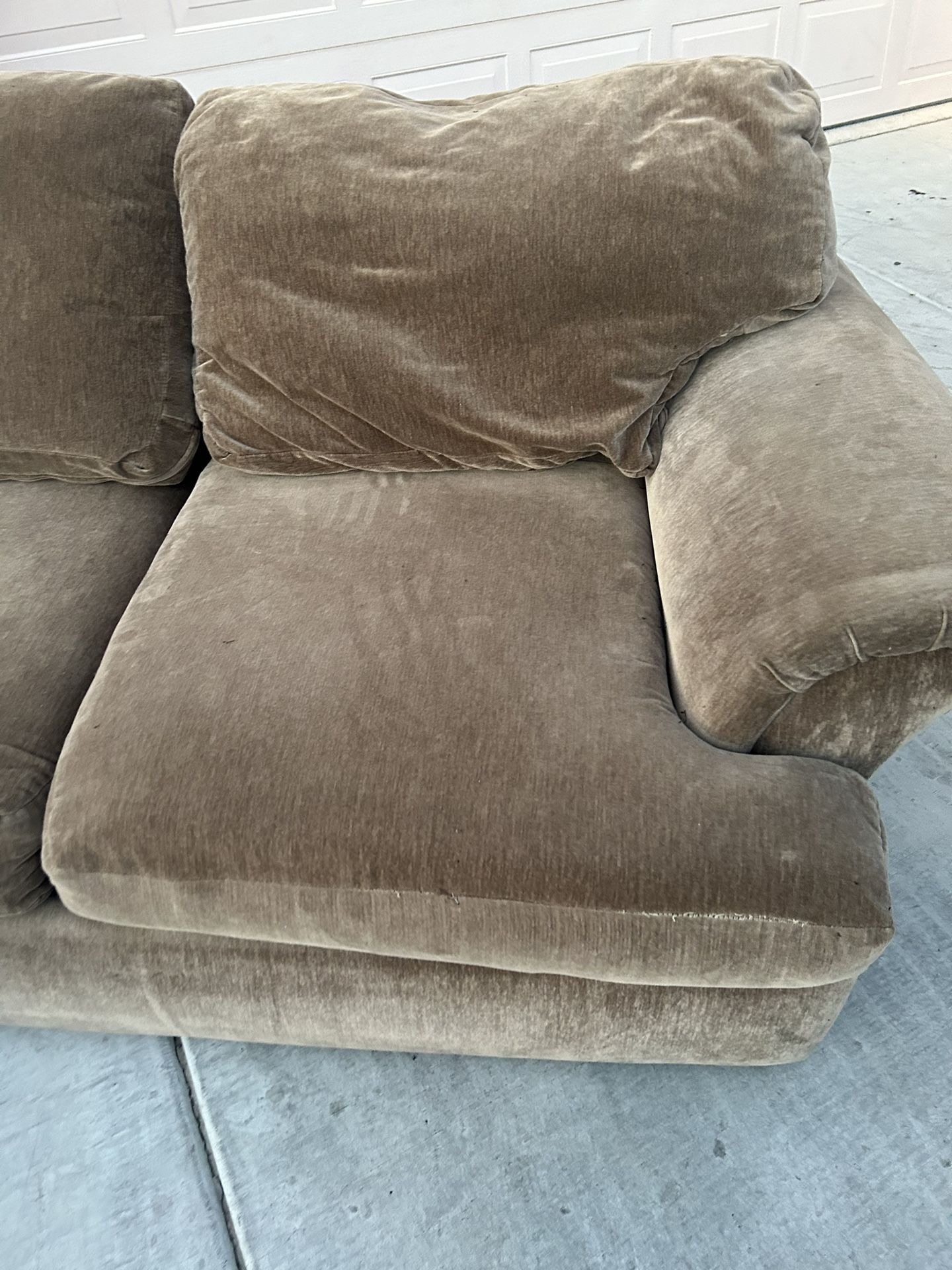 Ashley Furniture Cambri 2-Piece Sectional with Chaise for Sale in Las  Vegas, NV - OfferUp