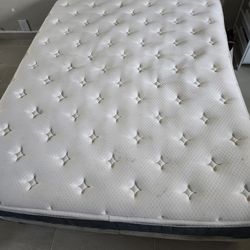 Free Full Matress 