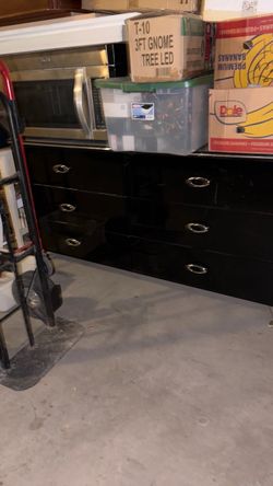 4 Different  Dresser’s
