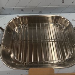 Martha Stewart Roasting Pan-New. 16in