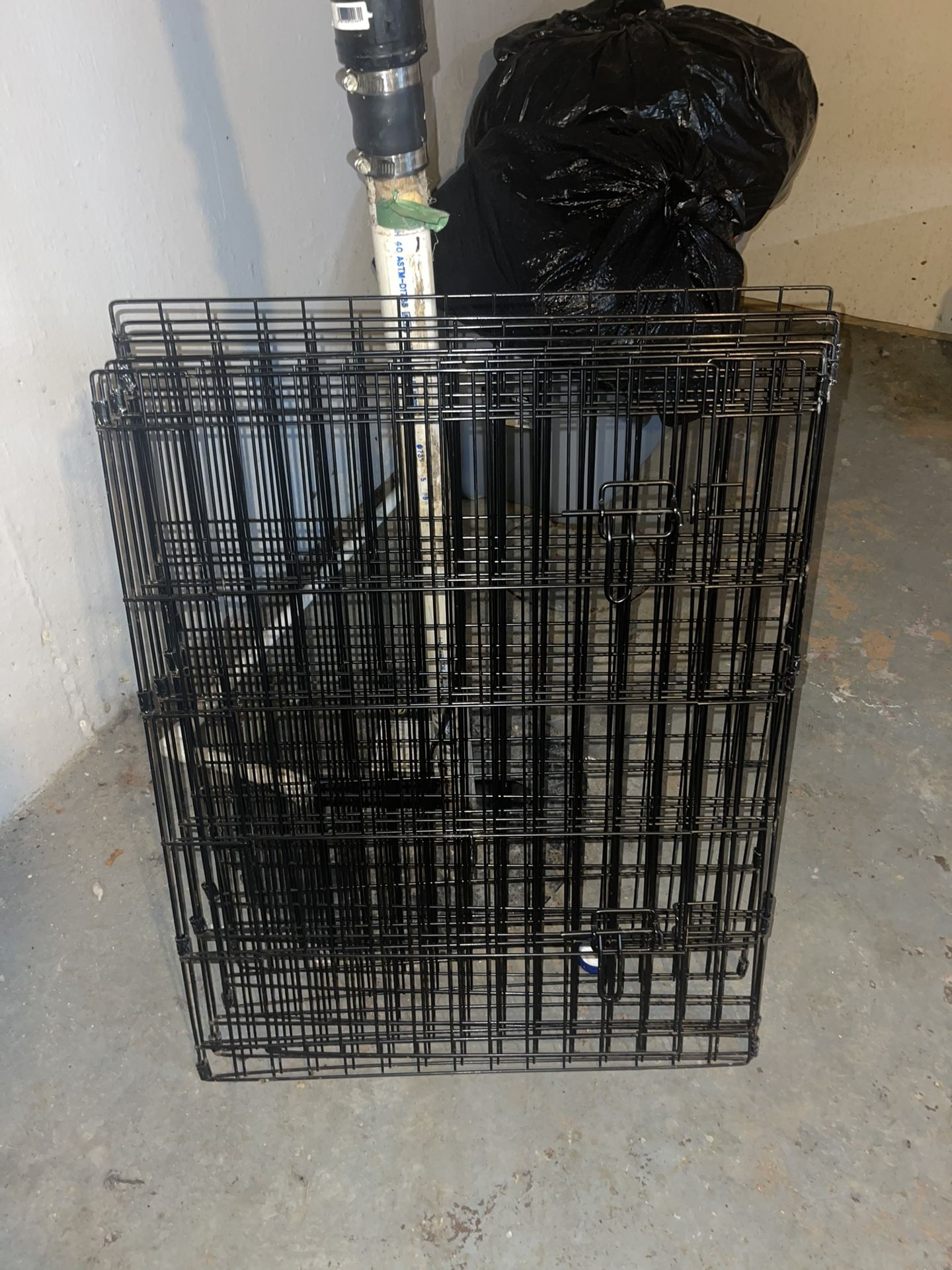 Pet Cage W Locks