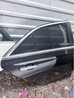 Cadillac ct4 rear right door parts