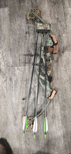 Hoyt Ultramag compound bow