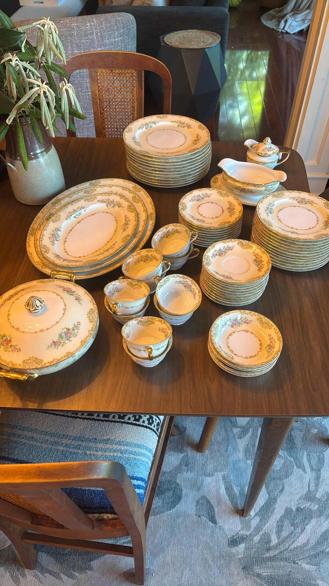 Noritake China Alvin set
