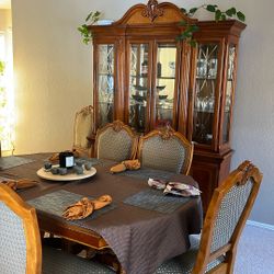 Full Dinning Room Set