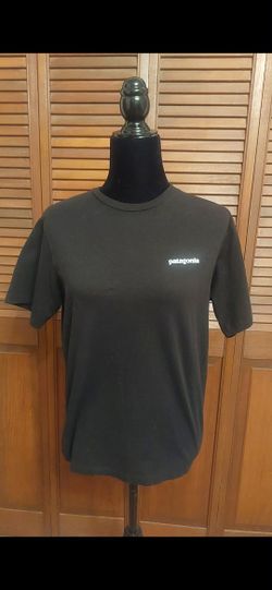 Patagonia XS X-Small Women's P-6 Logo Responsibili-Tee Black Shirt