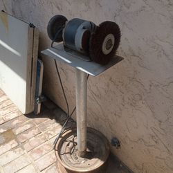Grinder on a home made stand