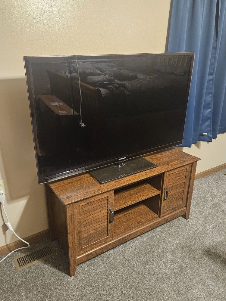 55 Samsung TV with Stand