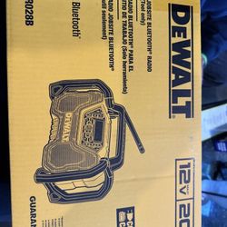 DeWalt Speaker 