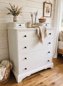 Big chest of drawers