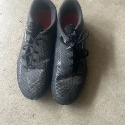 Nike phantom soccer cleats