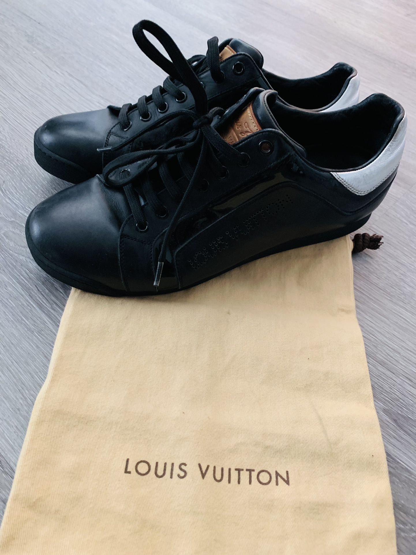 Sneakers Louis Vuitton – Vivo Vintage