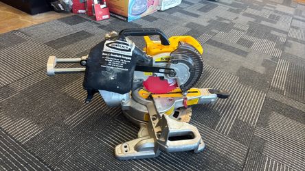 DeWalt Miter Saw with Blade