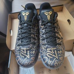 Kobe Mamba Day Size 10.5 Ds