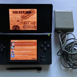 Nintendo DS Lite 2,000+ Games