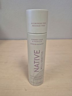 Native Cherry Oak & Vanilla Deodorant Spray