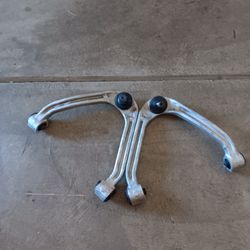 06 Infiniti M35 Upper Control Arms