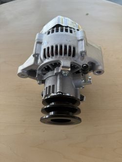 12V Alternator for Toyota 4-Runner 89-96 / Hi-Lux 91-05