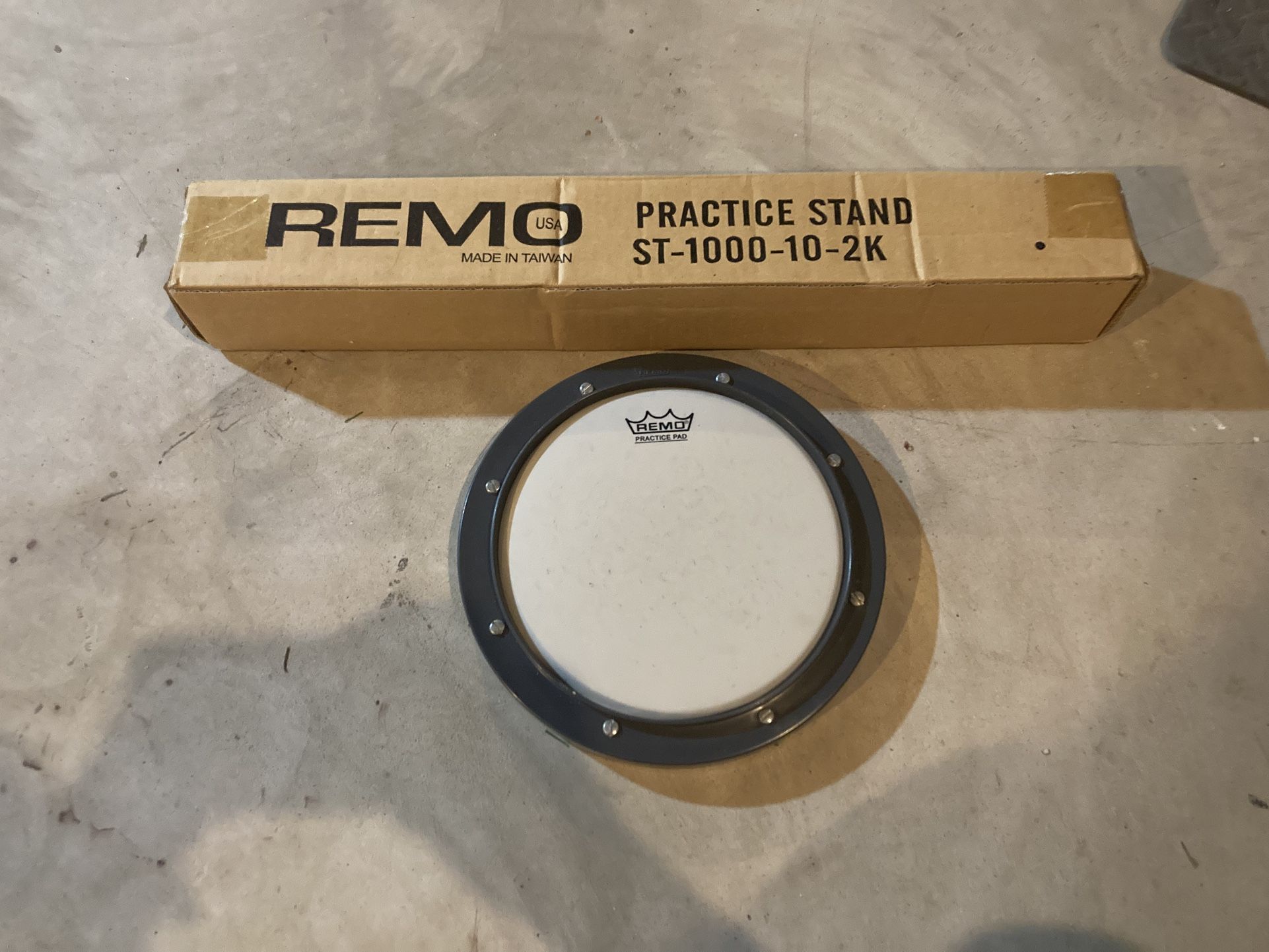 REMO Practice Stand And Pad