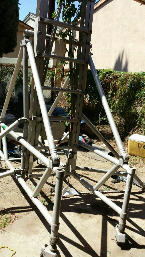 Up Right Scaffolds 518 Tallescope Ladder