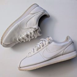 Mens Nike Cortez Size 10 