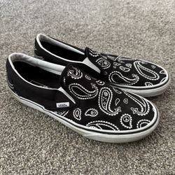 Vans Classic Slip-On Black White Paisley Bandana Canvas Shoes Men’s 10
