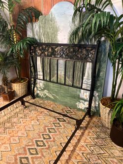 Black and Gold Metal Full Size Bed Frame with Headboard