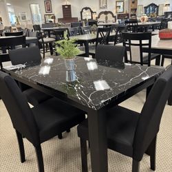 5pc Dining Room Table Set 