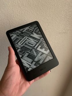 Amazon Kindle 11th Gen (2024) 16GB Wi-Fi E-Reader