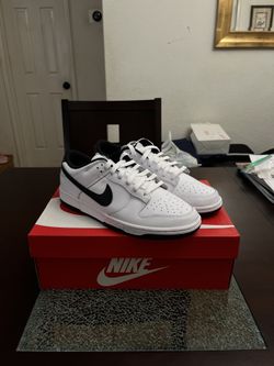 Nike Dunk Black / White