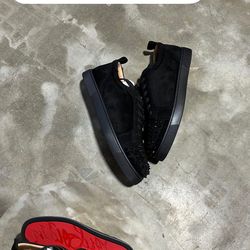 Redbottoms spike toe