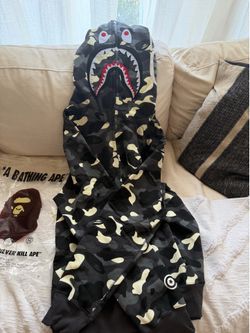 Gray Bathing Ape zip Size L