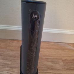 Motorola MG7550 Modem + AC1900 Router