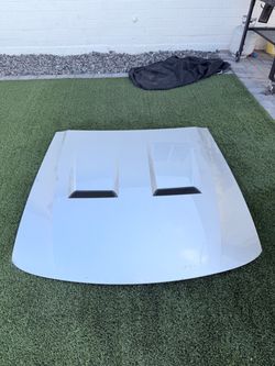 03/04 cobra oem hood