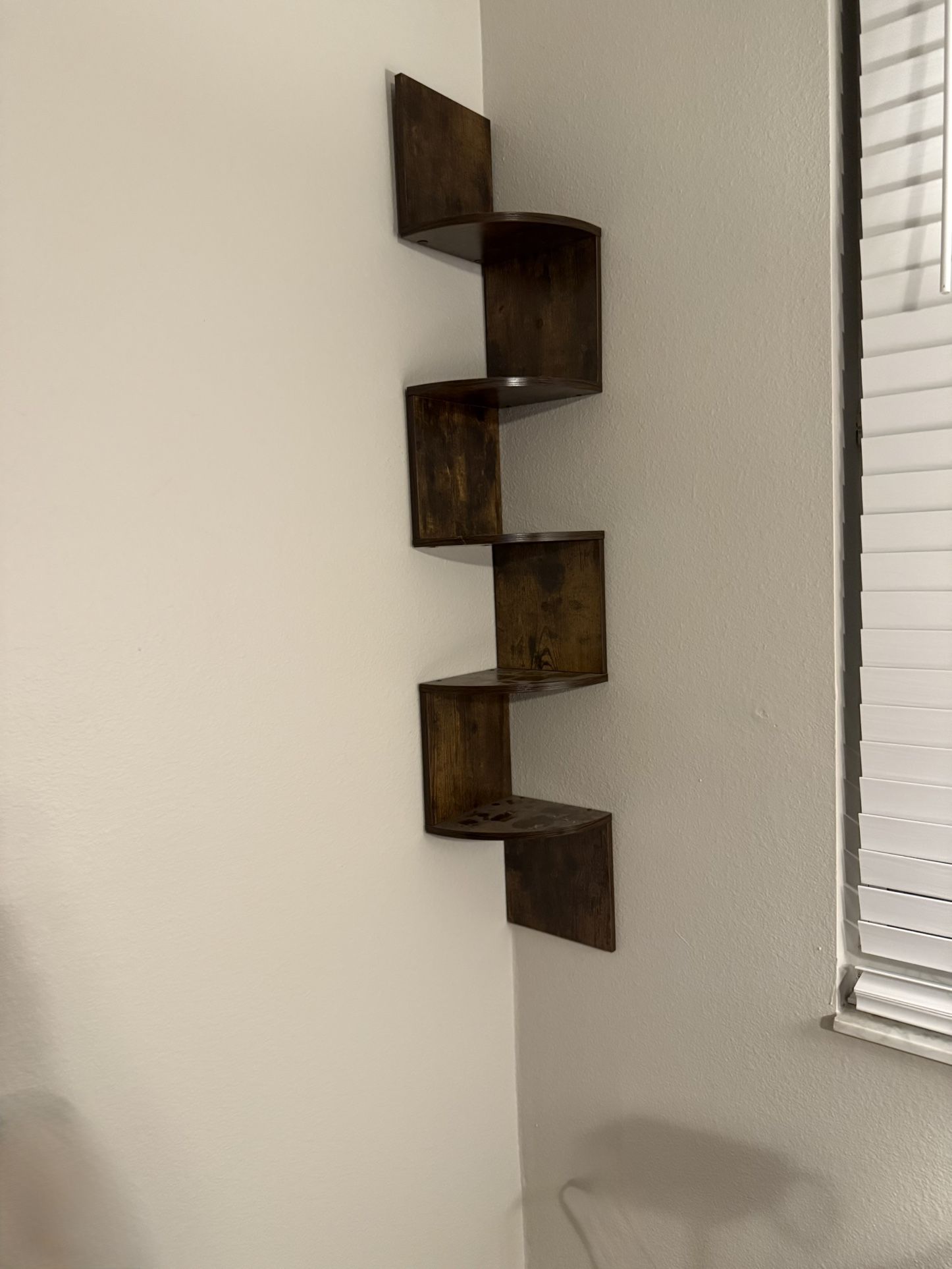 Corner Shelf