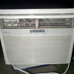 Fridgaire AC/heater