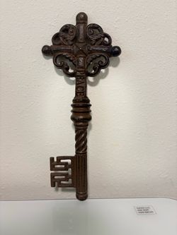 Large Decorative Cast Iron Skeleton Key